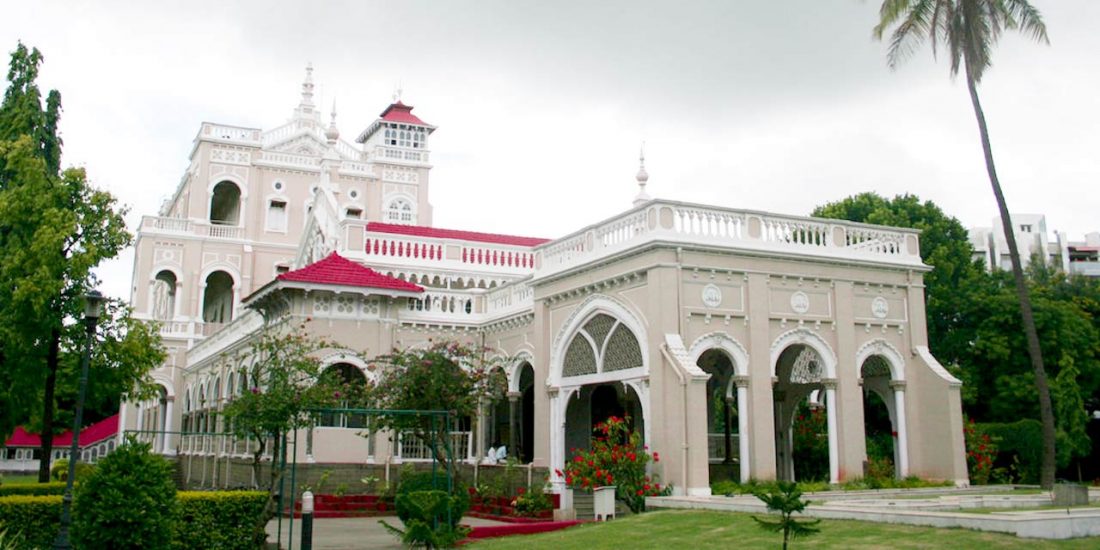 Luxury resort in Pune at Corinthians Pune Resort & Club