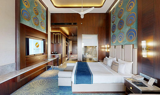 spacious premier hotel rooms in Pune at Corinthians Pune Resort & Club