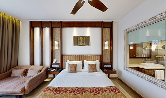 luxury rooms in Pune at Corinthians Pune Resort & Club